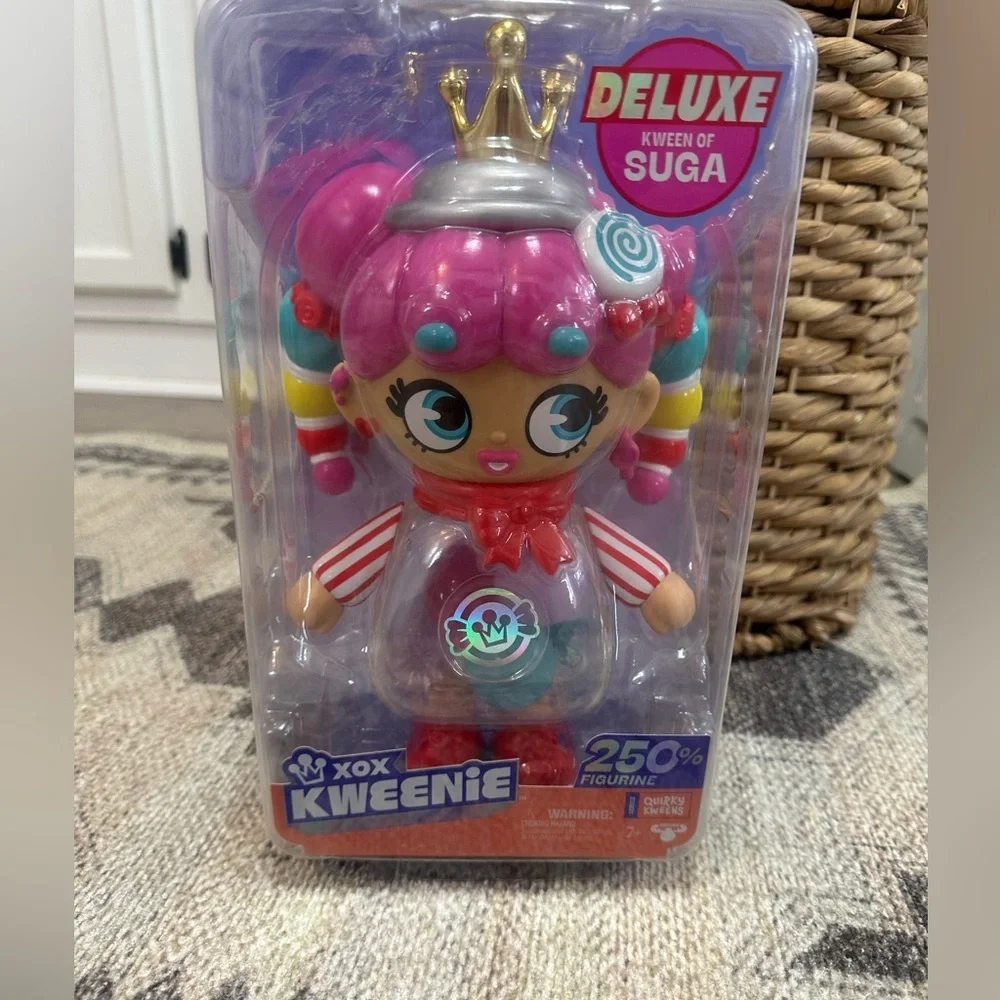 New XOX Kweenie Deluxe Kween of Suga 11